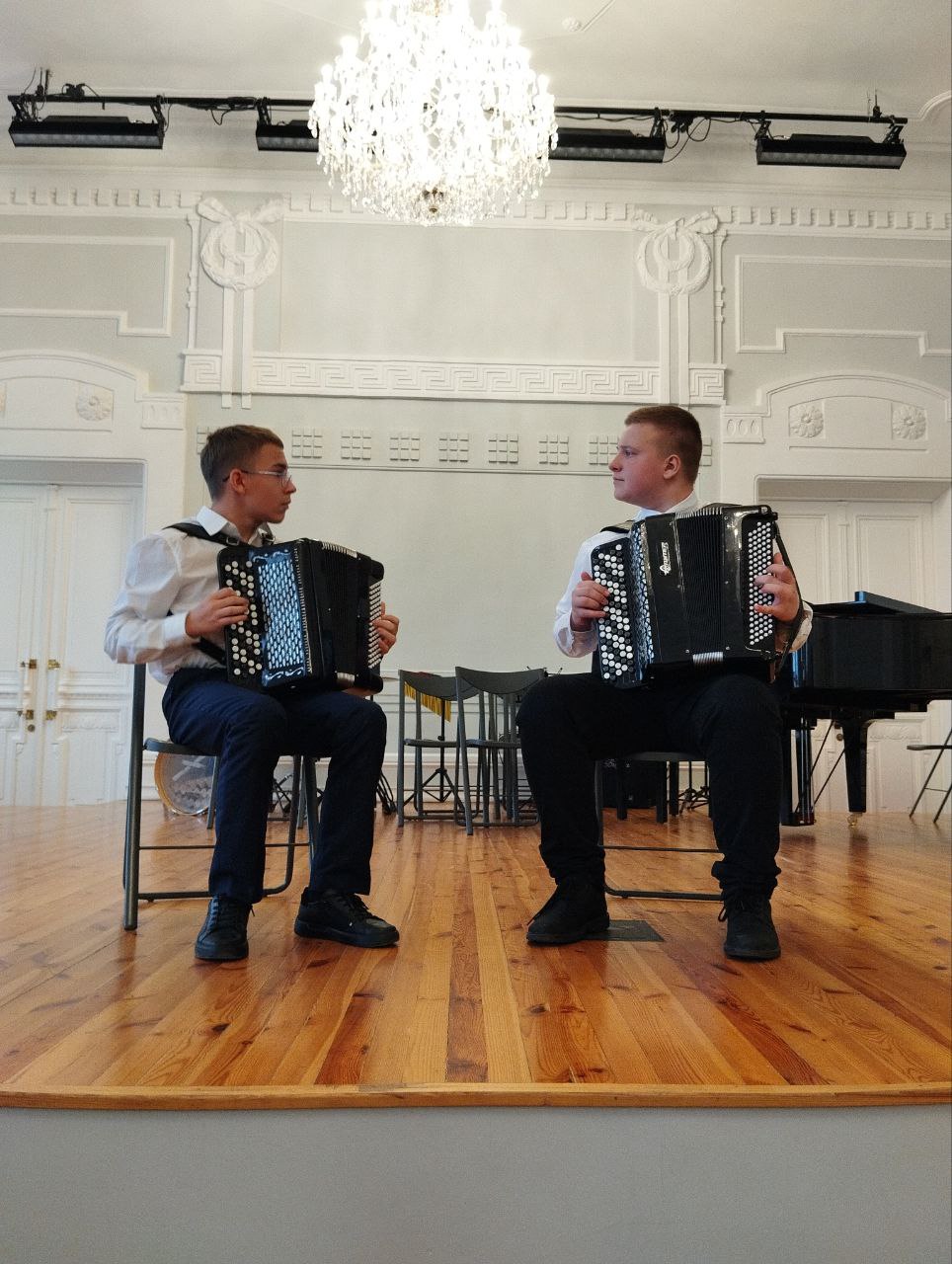Дуэт баянистов Вербицкий Александр и Климович Артем